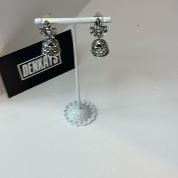 DENKAYS BOLLYWOOD EARRINGS - Picture 5 of 5